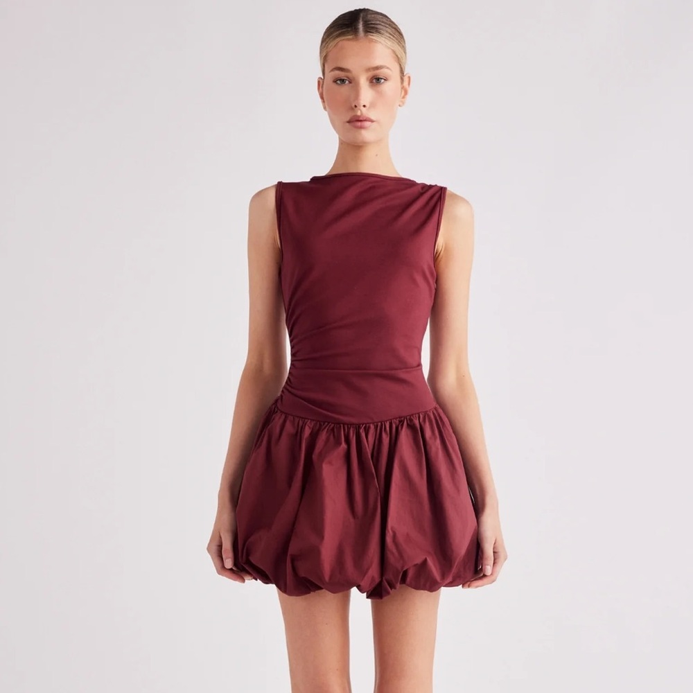 Elegant Burgundy Mini Dress